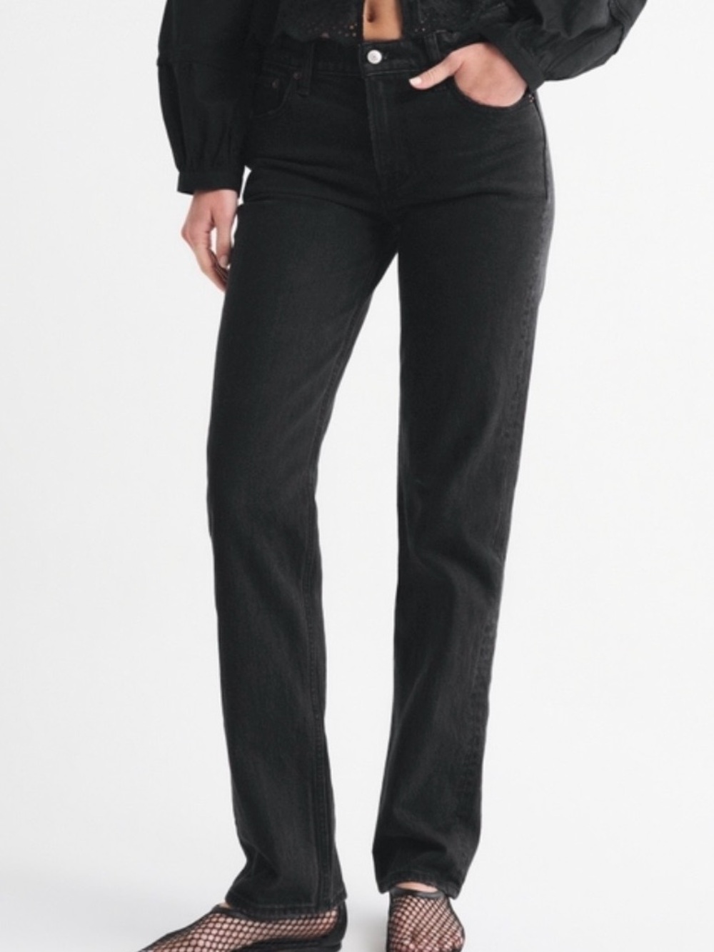 Abercrombie & Fitch: brand new mid rise 90s straight jean, black, size 27 short
